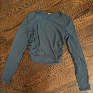 Women's Lululemon Long Sleeve Top crop, size 2